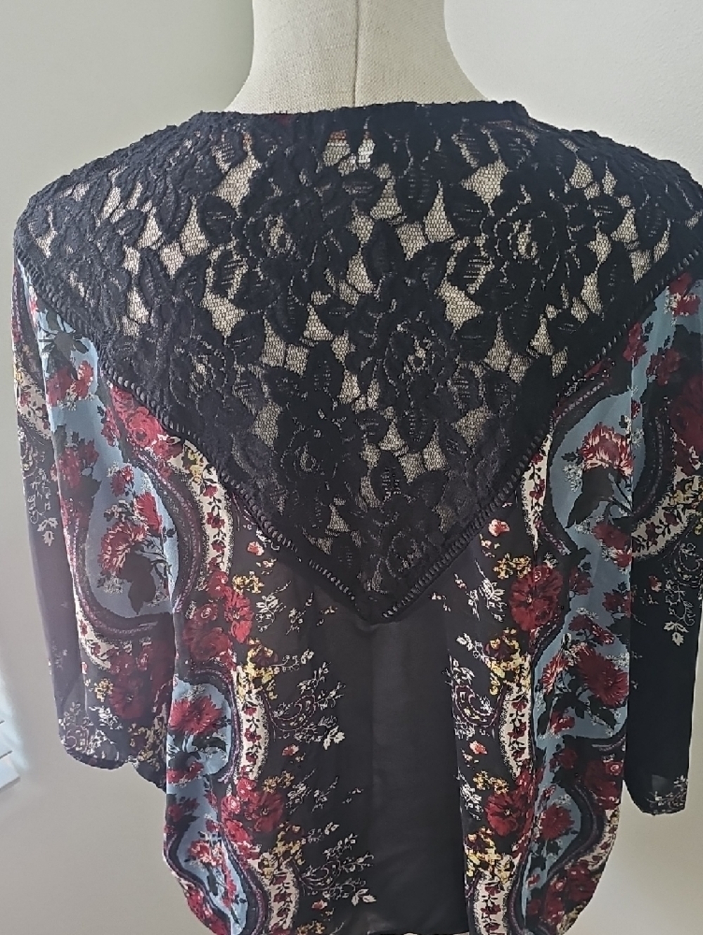 Floral Lace-top Open Kimono - Black with Burgundy & Blue - Picture 3 of 6